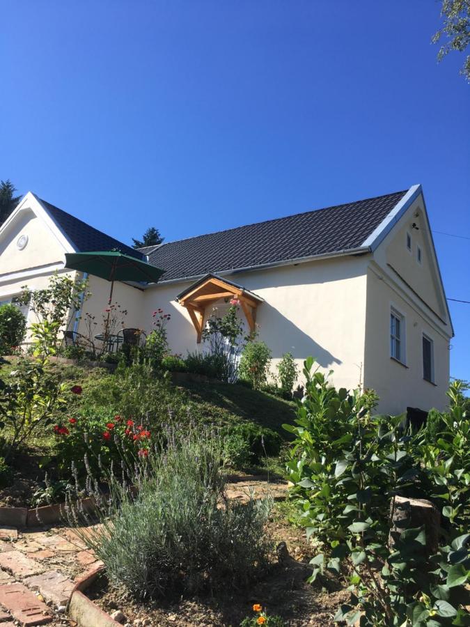 Jókai Vendégház Homokkomárom Esterno foto